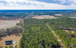 Andrews, SC 29510,122 Deer Run Avenue