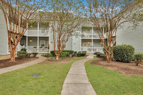 2347 Tall Sail Dr #J, Charleston, SC 29414