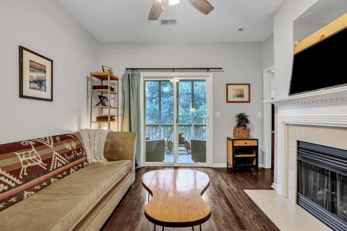 Charleston, SC 29414,2347 Tall Sail Dr #J