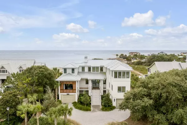 3213 Middle St, Sullivans Island, SC 29482