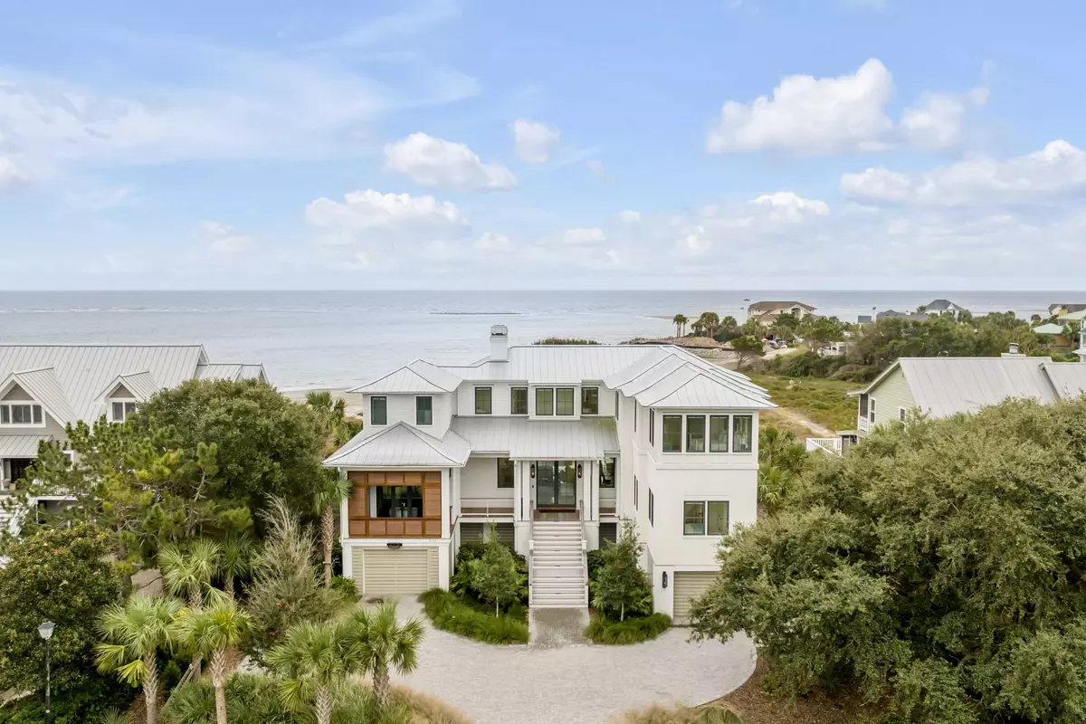 Sullivans Island, SC 29482,3213 Middle St