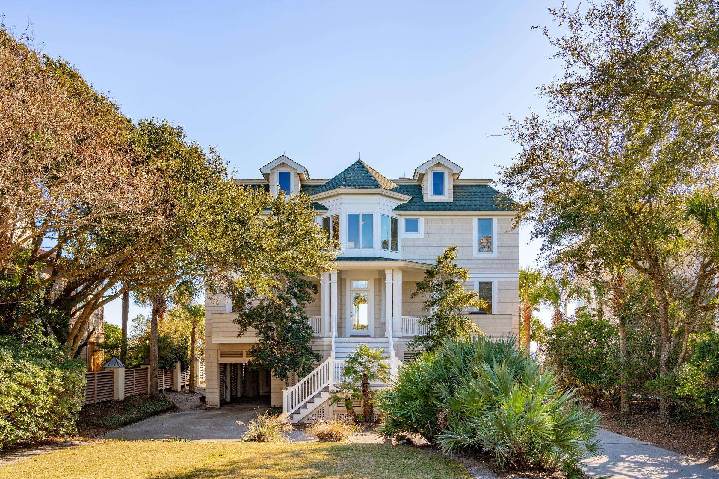 Isle Of Palms, SC 29451,518 Ocean Blvd