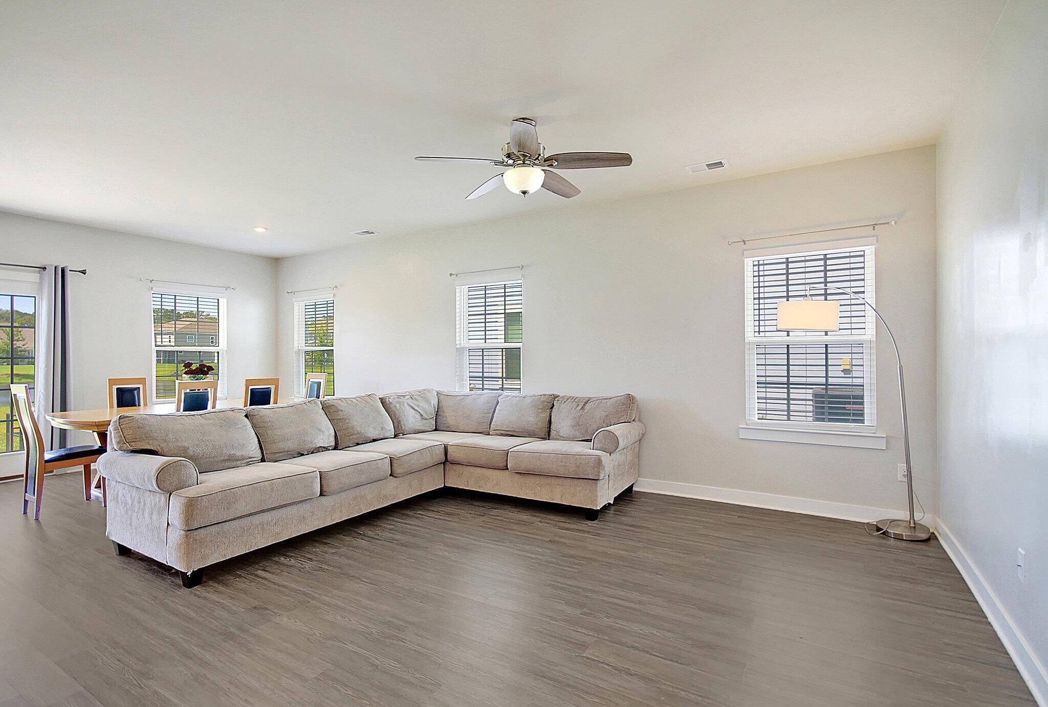 Summerville, SC 29483,113 Corvus St