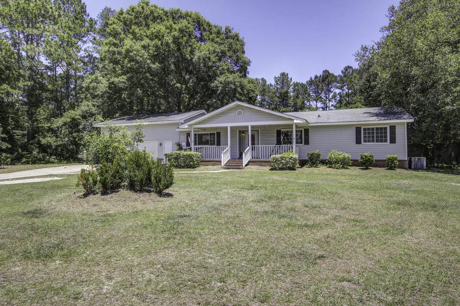 114 Farrell St, Moncks Corner, SC 29461