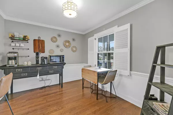 Charleston, SC 29412,964 Mooring Dr