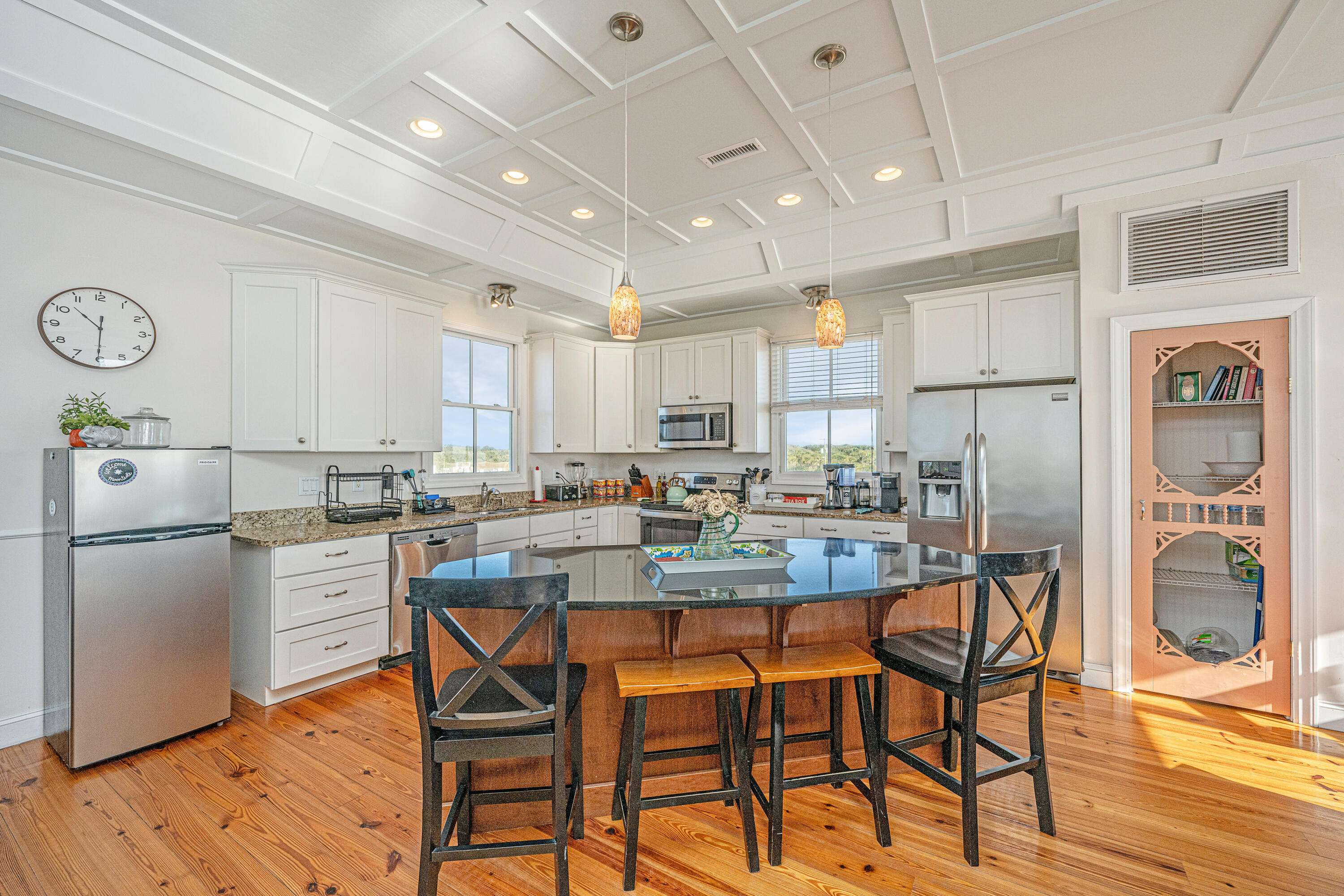 Edisto Beach, SC 29438,108 Palmetto Blvd