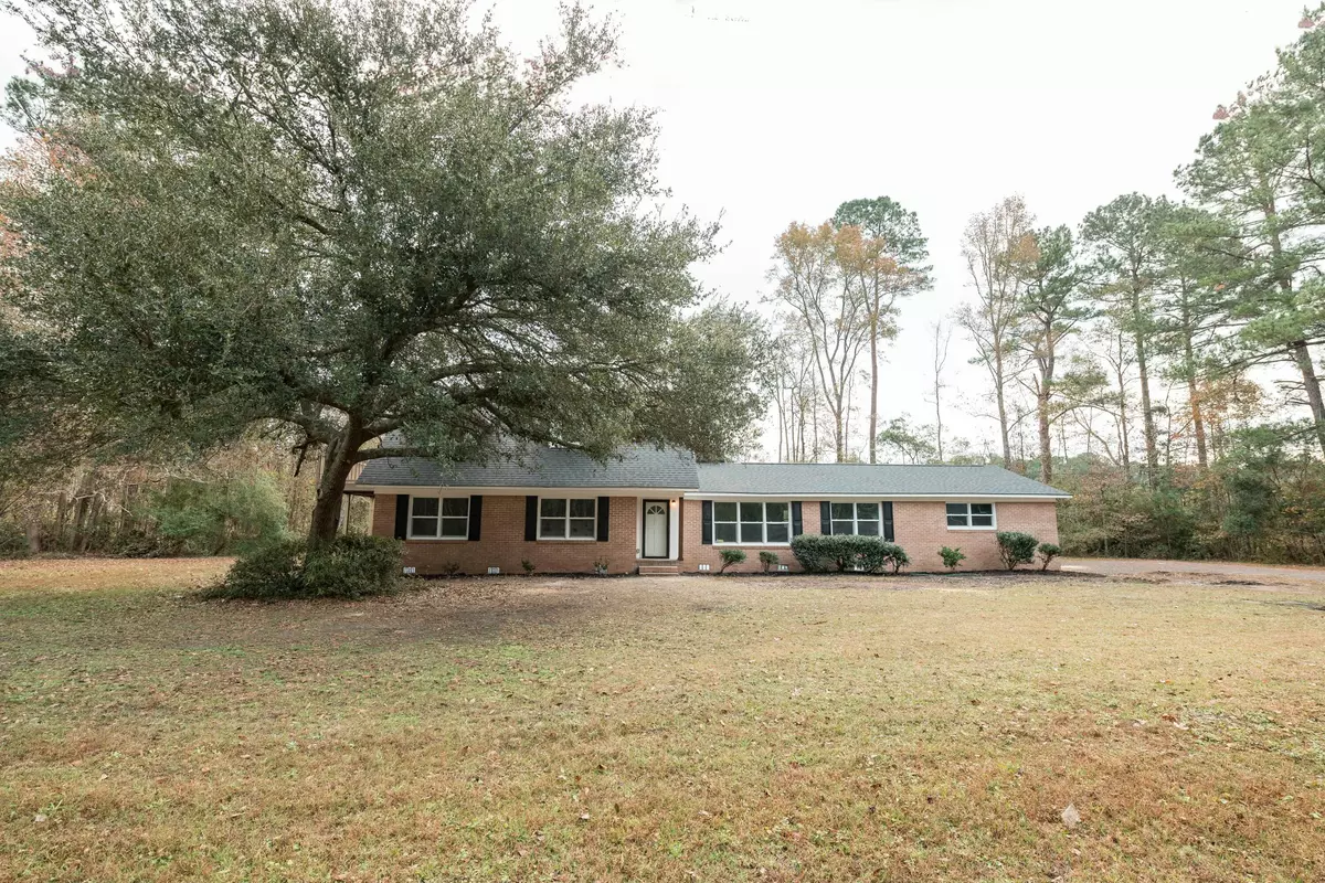 Walterboro, SC 29488,106 Reardon Ave