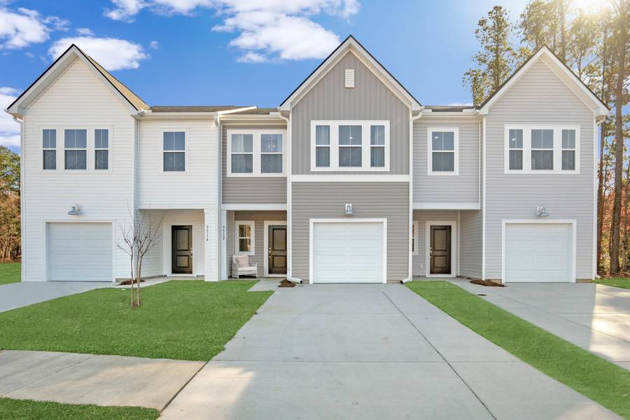 8781 Silver Perch Ln, North Charleston, SC 29420