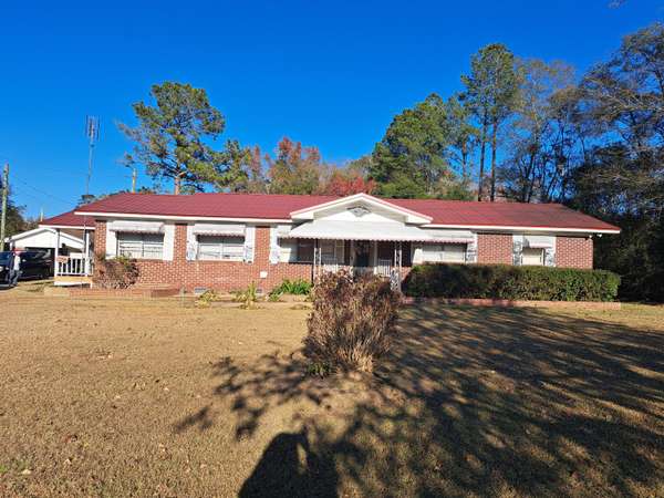 10527 Old Number Six Hwy, Vance, SC 29163