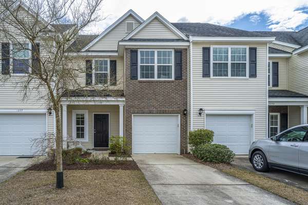 1055 Bennington Dr, Charleston, SC 29492