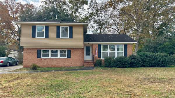 102 Van Buren Ave, Ladson, SC 29456