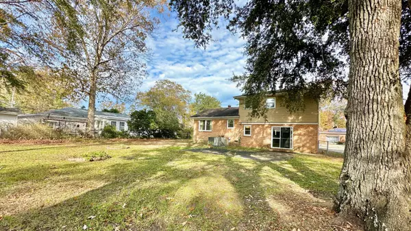 Ladson, SC 29456,102 Van Buren Ave