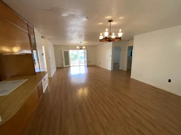 Edisto Beach, SC 29438,2305 Myrtle St