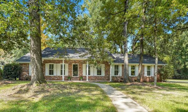 200 Nantucket Dr, Summerville, SC 29485