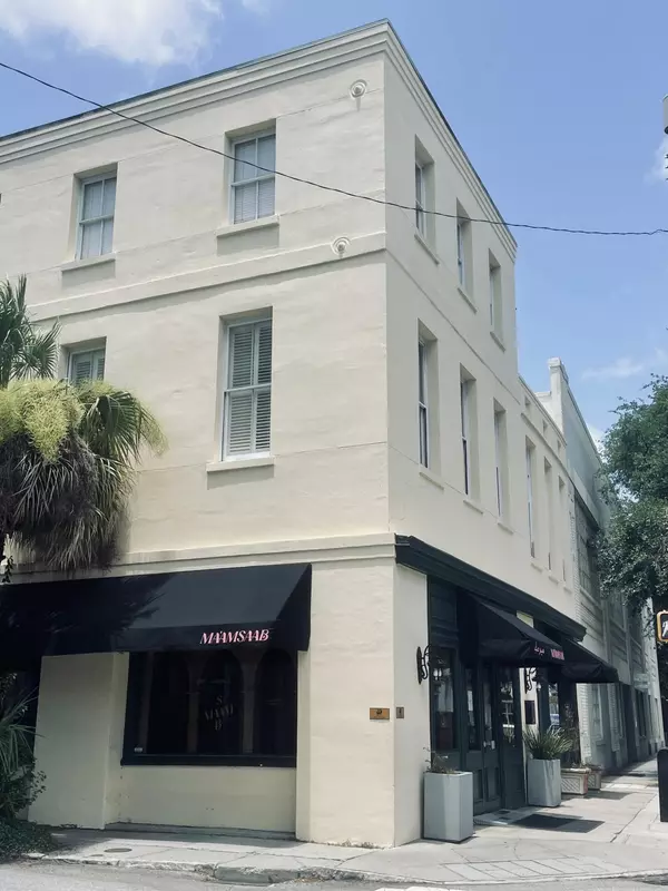 54 Wentworth St #9, Charleston, SC 29401