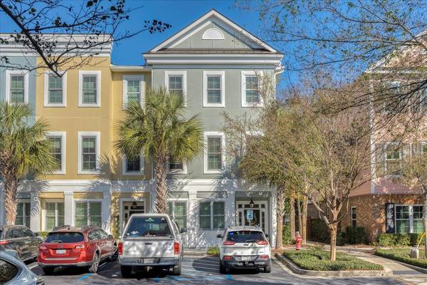 656 Coleman Blvd #405, Mount Pleasant, SC 29464