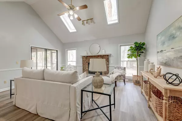 Goose Creek, SC 29445,152 Hickory Trace Dr