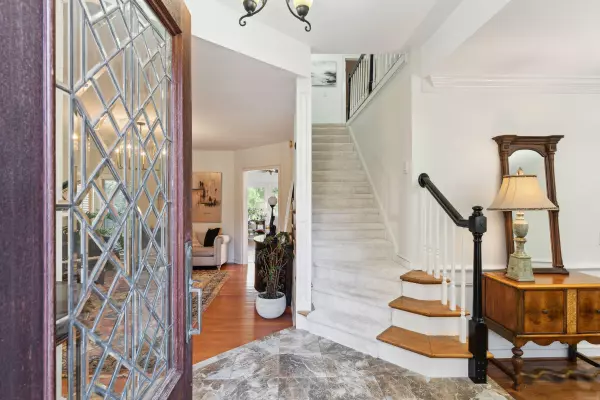 Charleston, SC 29414,2457 Vaucluse Rd