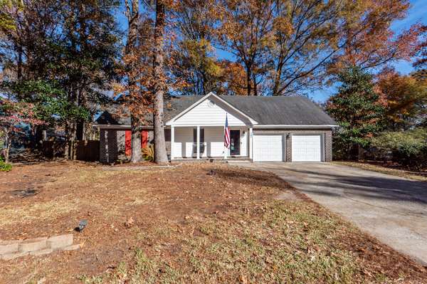 107 Deer Run Ct, Goose Creek, SC 29445