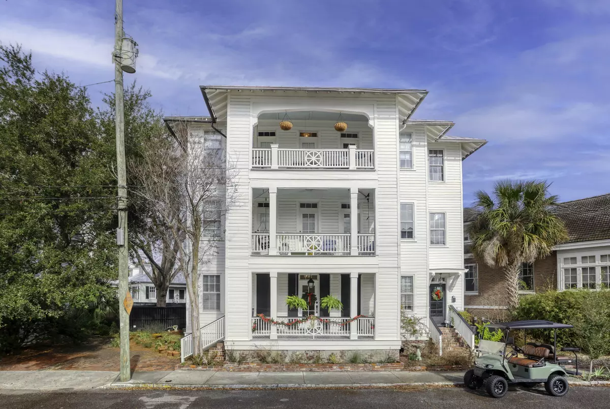 Charleston, SC 29401,56 Gibbes St #A