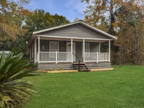 6713 Augusta Hwy, Smoaks, SC 29481