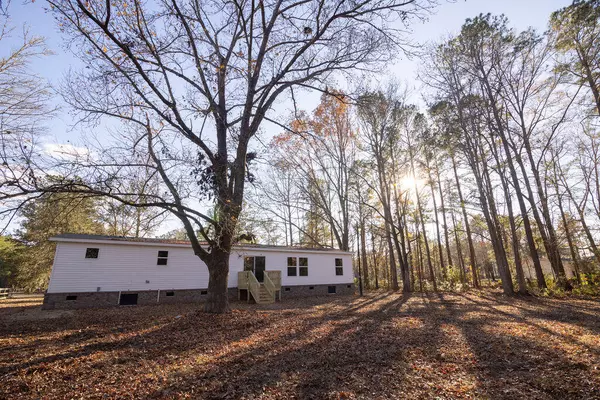 Summerville, SC 29483,305 Cheyenne Rd