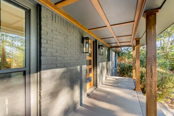 Charleston, SC 29407,1318 Manor Blvd