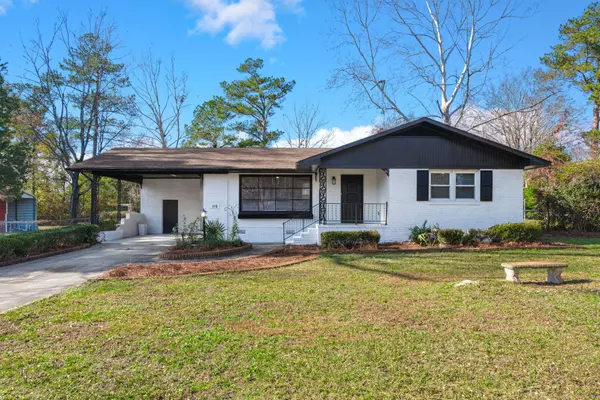 115 Sandy Dr, Moncks Corner, SC 29461