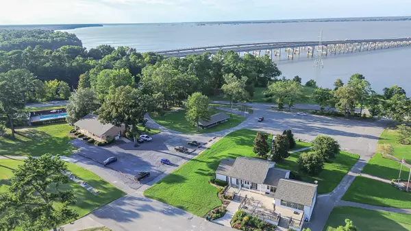 Santee, SC 29142,111 Cooper Cir