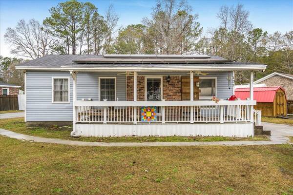 101 Stephanie Cir, Summerville, SC 29483