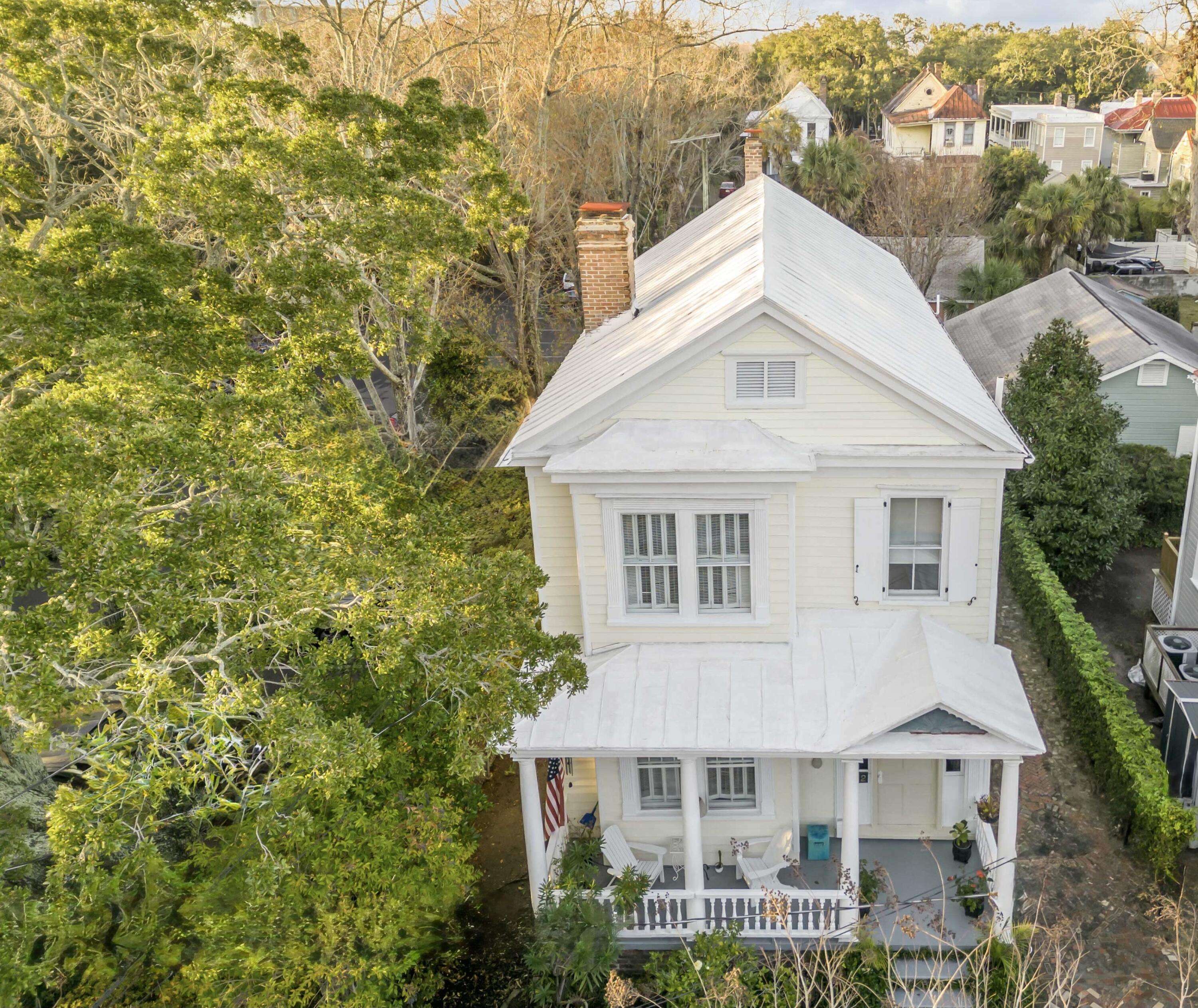 Charleston, SC 29403,12 John St #Includes 8 & 10