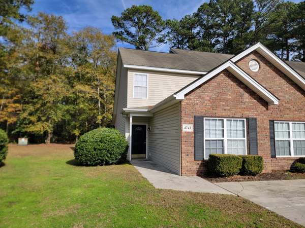 4743 Skillmaster Ct, North Charleston, SC 29418