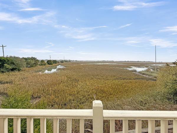 2111 Tides End Rd, Charleston, SC 29412