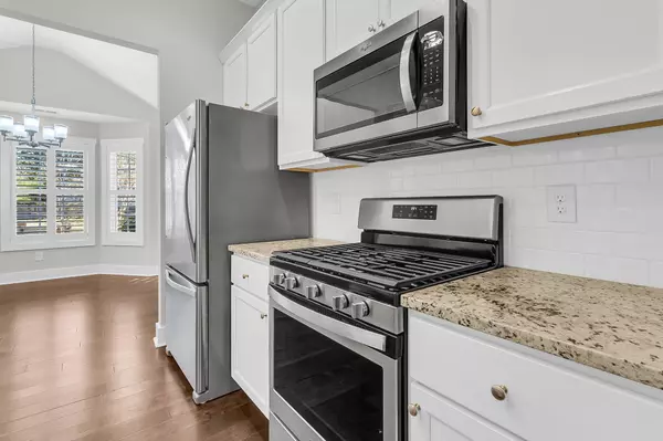 Charleston, SC 29412,912 Julia St