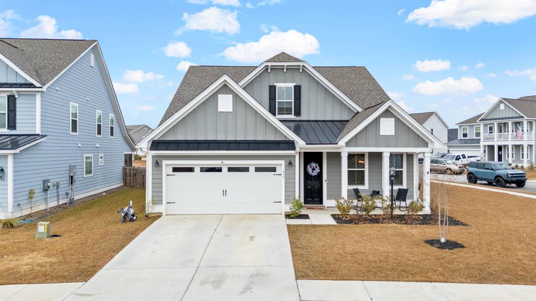 655 Black Pine Rd, Moncks Corner, SC 29461