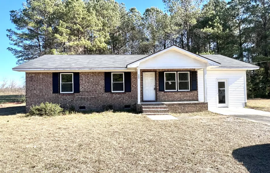 12113 Plowden Mill Rd, Alcolu, SC 29001