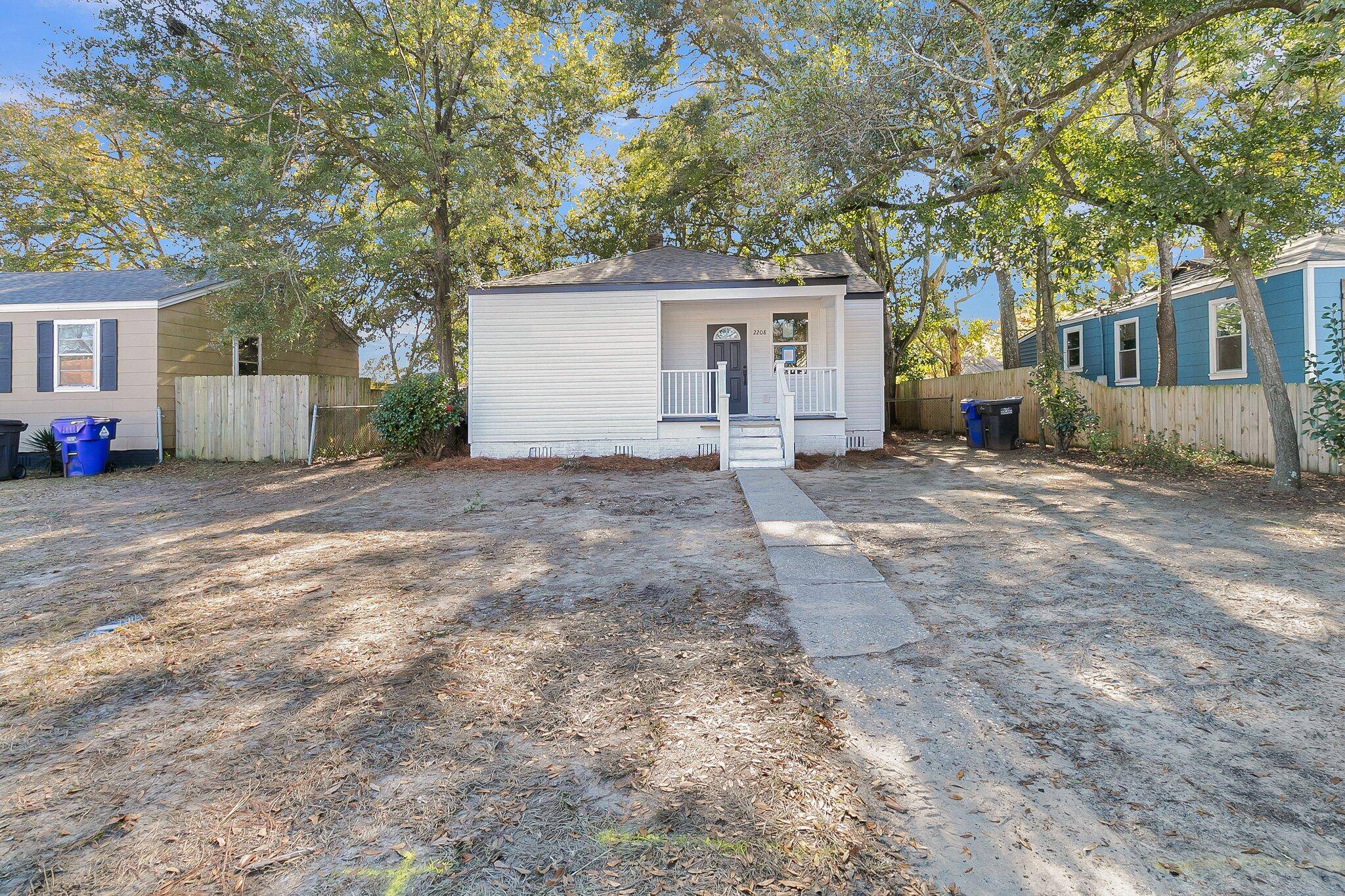 North Charleston, SC 29405,2208 Bailey Dr