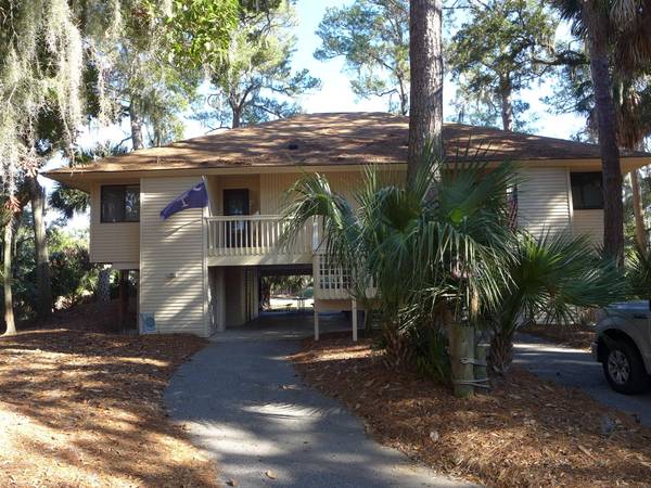 845 Club Cottage Rd, Edisto Island, SC 29438