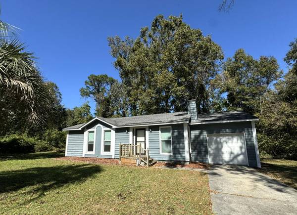 112 Sawmill Dr, Summerville, SC 29483