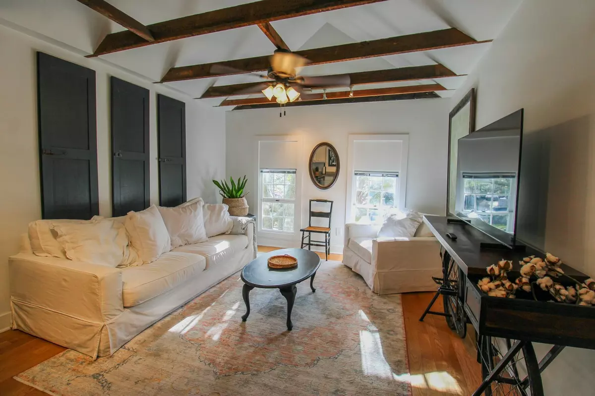 Charleston, SC 29403,52 Chapel St #B