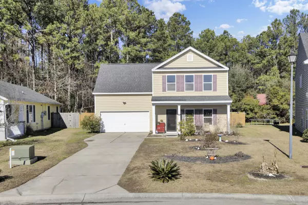 427 Sablewood Dr,  Huger,  SC 29450