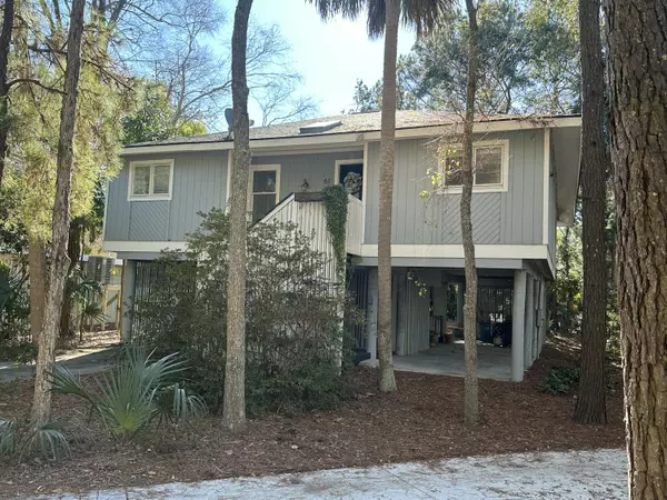 61 Twin Oaks Ln, Isle Of Palms, SC 29451