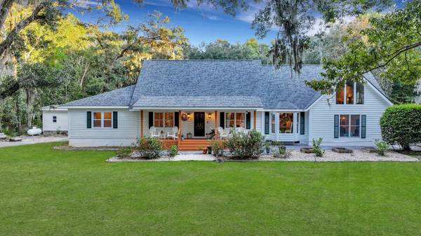 2663 Starfish Dr, Johns Island, SC 29455
