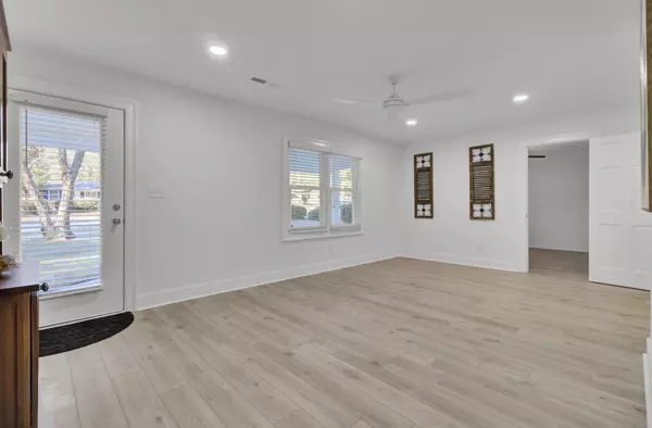 Summerville, SC 29483,119 Forest Cir