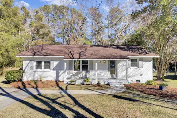 Summerville, SC 29483,119 Forest Cir