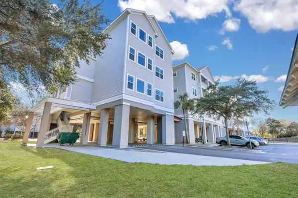1984 Folly Rd #B214,  Charleston,  SC 29412