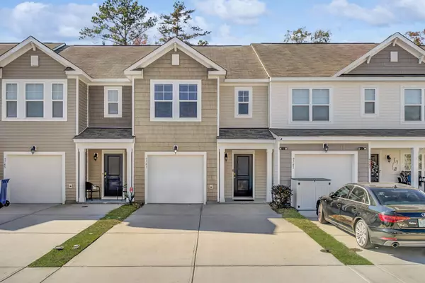 9743 Transplanter Cir, Ladson, SC 29456