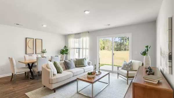 Summerville, SC 29486,520 Golden Embers Way