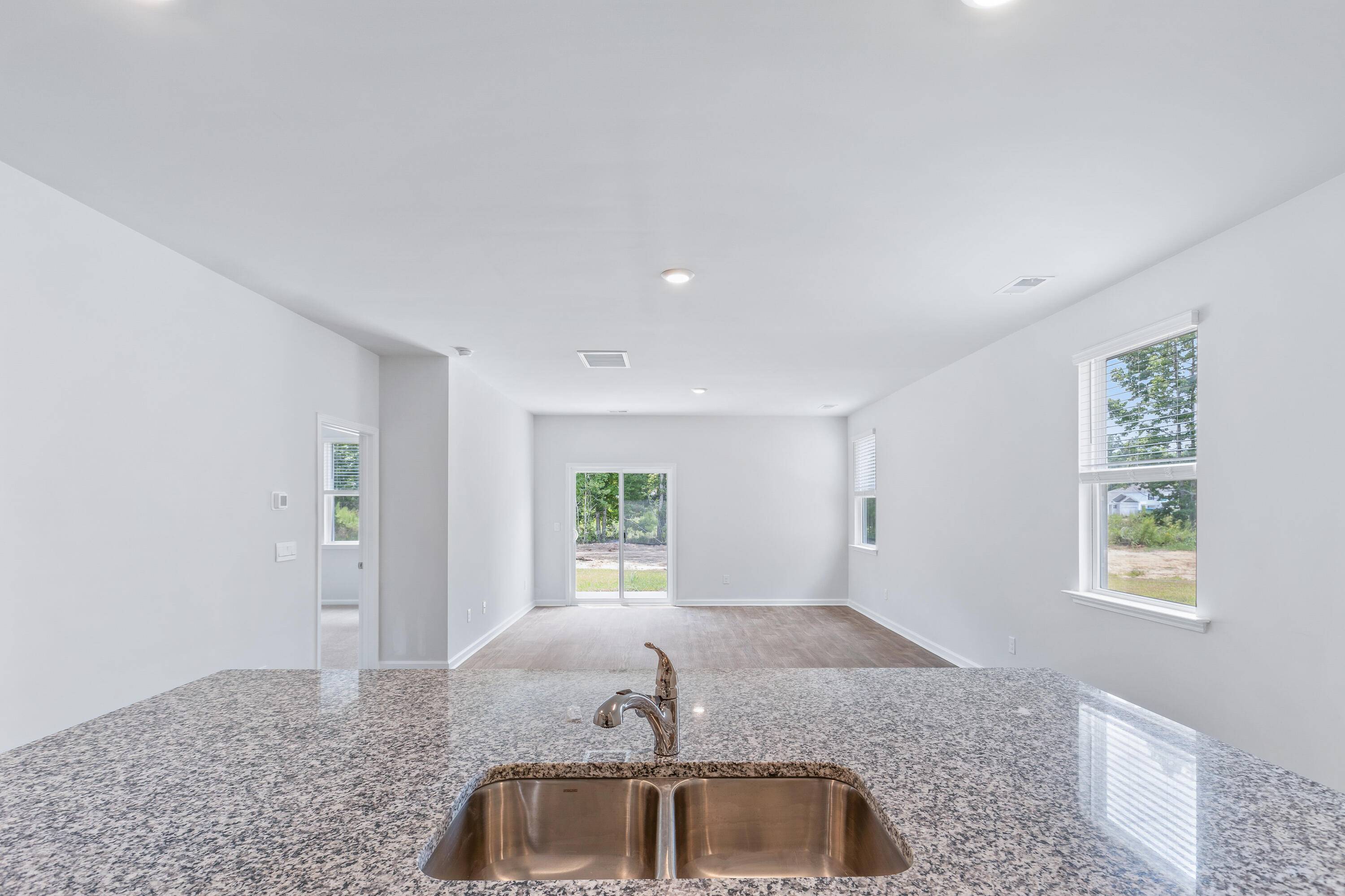Summerville, SC 29486,730 Long Bluff Rd