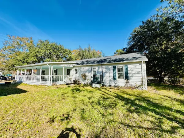 Johns Island, SC 29455,1966 Suzanne St